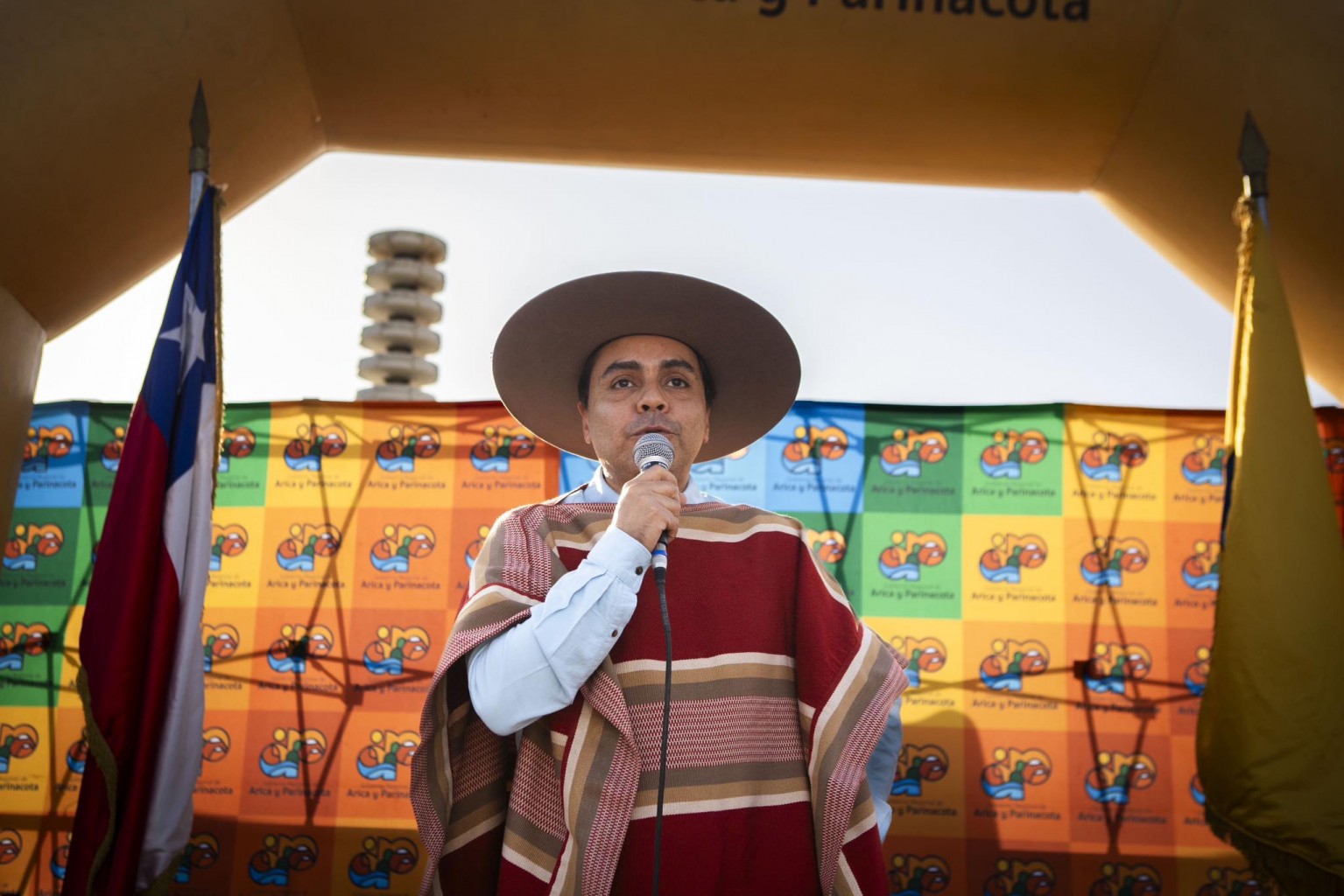 gobernador esquinazo gore.jpg